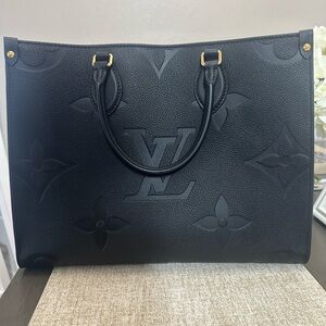 Louis Vuitton Black Empreinete OnTheGo MM